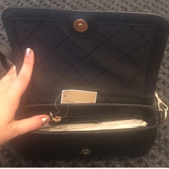 Michael Kors jet set medium convertible pouchette - Picture 2 of 3